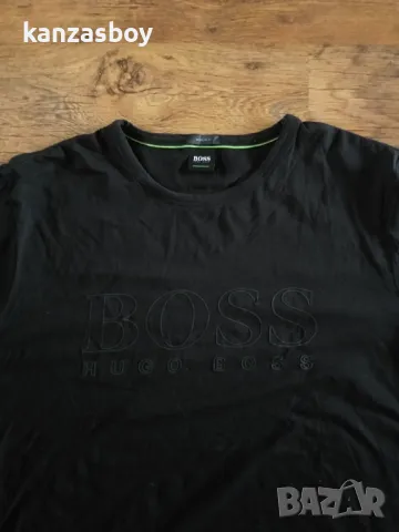 hugo boss - страхотна мъжка тениска КАТО НОВА 2XL, снимка 2 - Тениски - 47539516