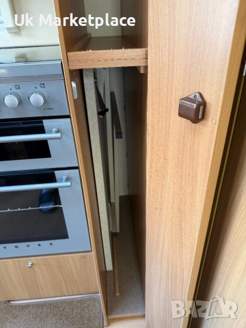 Каравана Swift Charisma 230, снимка 12 - Каравани и кемпери - 52115274