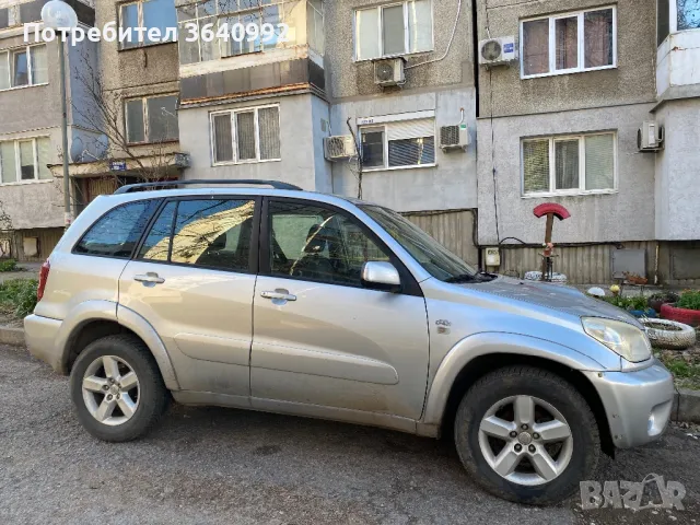 Toyota rav4, снимка 1 - Автомобили и джипове - 48852893