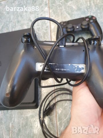 Конзола PS4 + 2 Джойстика + Кабели 1TB, снимка 6 - PlayStation конзоли - 45339517