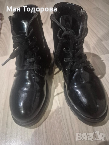 маратонки за момиче 32 номер+ подарък боти, снимка 6 - Детски маратонки - 52184310