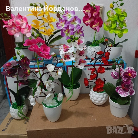 декорация с изкуствени цветя в керамична кашпа , снимка 3 - Декорация за дома - 52905757