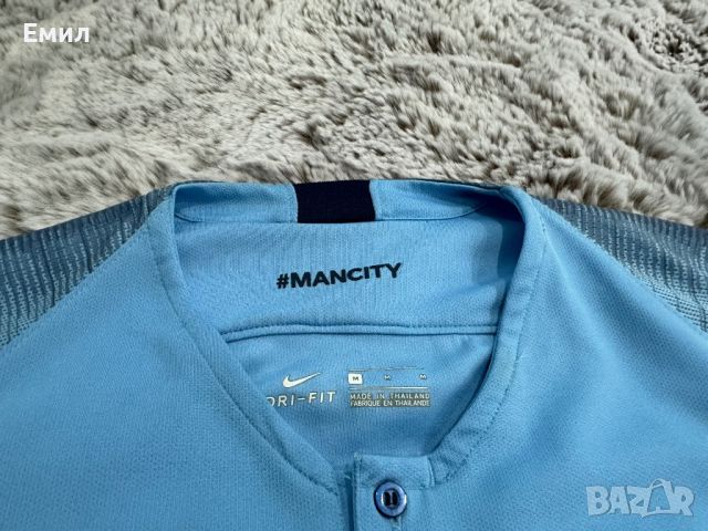 Оригинална тениска Nike x Manchester City F.C. Размер М, снимка 3 - Футбол - 46408768