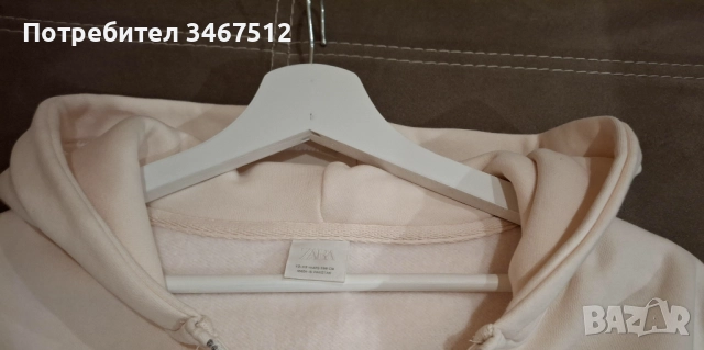 Продавам суитшърт Zara