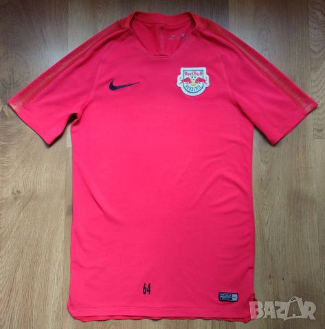 Red Bull Salzburg / NIKE - мъжка футболна тениска, снимка 2 - Спортни дрехи, екипи - 46022496