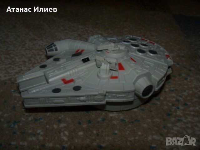 Космически кораб от Star Wars Хилядолетния сокол фигурка, снимка 5 - Влакчета, самолети, хеликоптери - 46219970