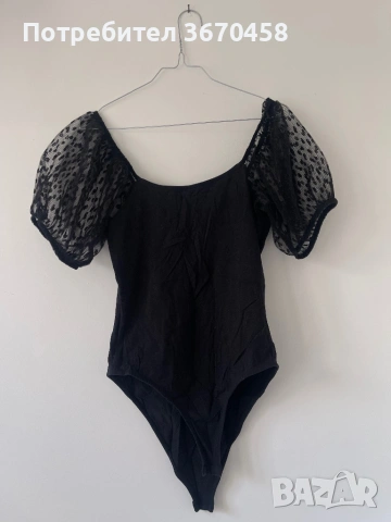 Модерна блузка с ефектни ръкави Л размер еластична боди