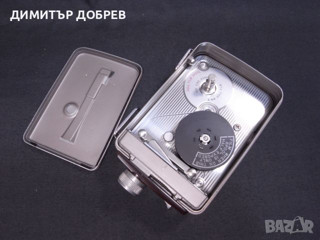 СТАРА РЕТРО 8мм КАМЕРА KODAK BROWNIE MOVIE CAMERA II, снимка 7 - Антикварни и старинни предмети - 45093436