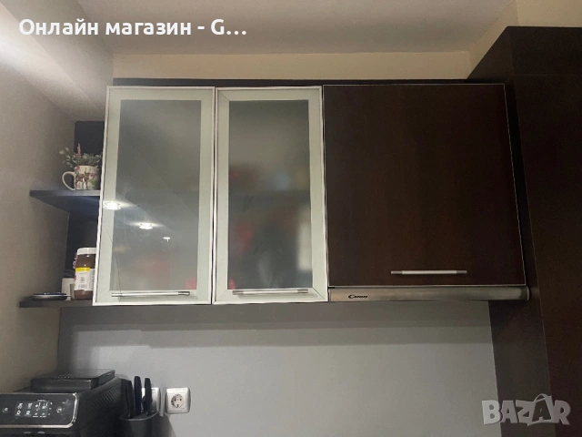 Кухненско обзавеждане 3.70 м с вградени уреди, снимка 5 - Кухни - 53637884