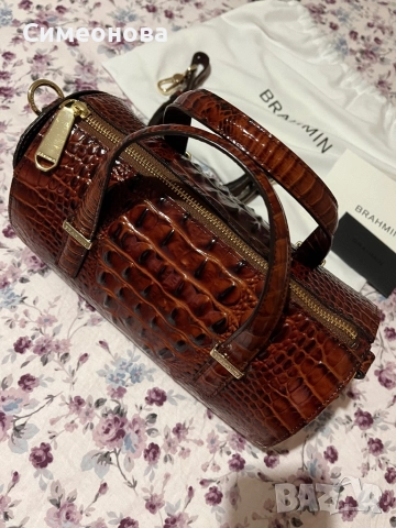 Дамска чанта естествена кожа, снимка 8 - Чанти - 52214855