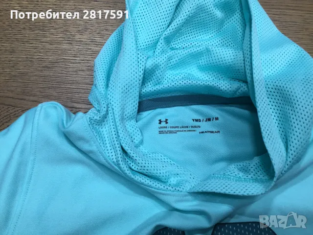 Детска оригинална спортна тениска с качулка Under Armour, размер М, снимка 4 - Детски тениски и потници - 49935560