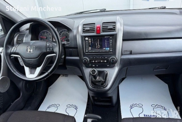 Хонда Cr-V безупречно състояние Навигация,Круз контрол,Нови Гуми Зимни внос от Словения, снимка 10 - Автомобили и джипове - 53325953