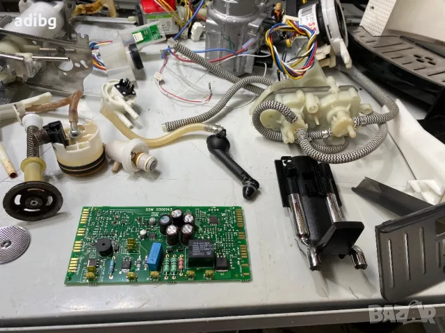 Евтини Части - Krups EA81 Бял без дисплей, снимка 10 - Кафемашини - 49814657