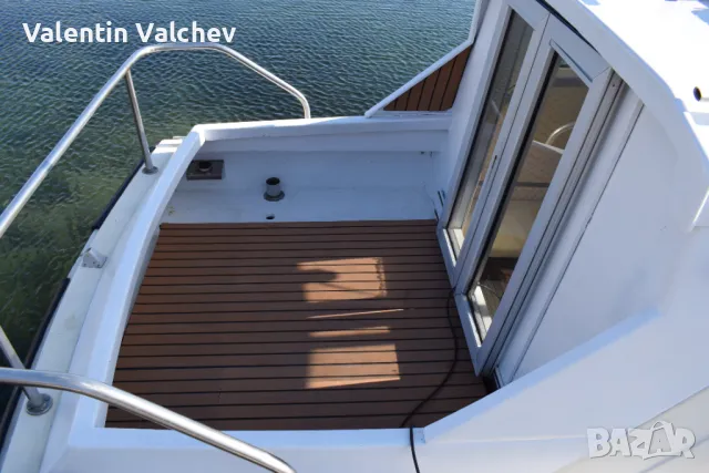 Скандинавска моторна лодка тип Pilothouse, глисираща,  6.60м на 2.35м. Двигател Volvo Penta TMD40A, , снимка 11 - Воден транспорт - 49122186