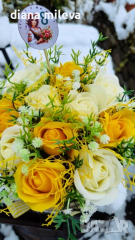 Кашпа с рози от пластичен сапун!!, снимка 12 - Декорация за дома - 53324601