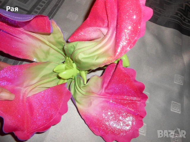 Колекционерска Barbie Blooming Thumbelina 2008 г, снимка 5 - Кукли - 50748812
