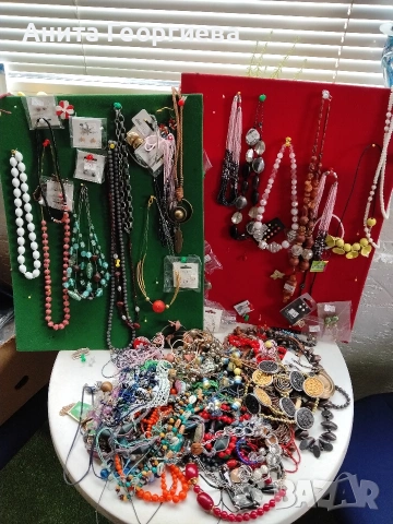 Гердани обеци пръстени брошки Лот, снимка 4 - Колиета, медальони, синджири - 53906399