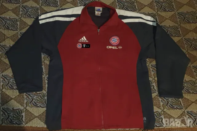 Яке adidas Bayern Munich , снимка 1 - Футбол - 47414573