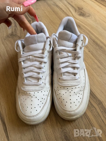 Оригинални кожени маратонки Nike Court Vision Low ! 43 н, снимка 3 - Маратонки - 43463750