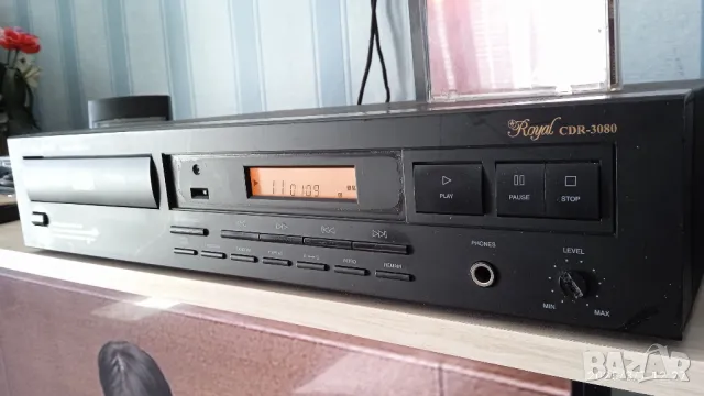 HCM Royal CDR-3080 CD Player цд плеър сд плеар, снимка 2 - Декове - 49400036