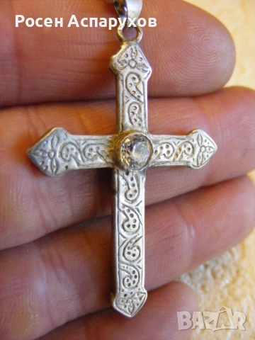 Красив И Стилен Сребърен Кръст С Ланец, снимка 10 - Колиета, медальони, синджири - 53664583