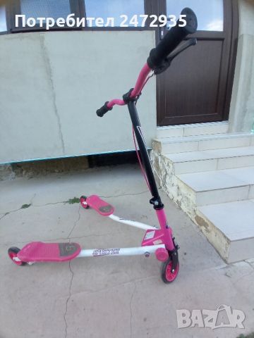 Детски скутер за момиче, снимка 4 - Скутери и тротинетки - 45148819