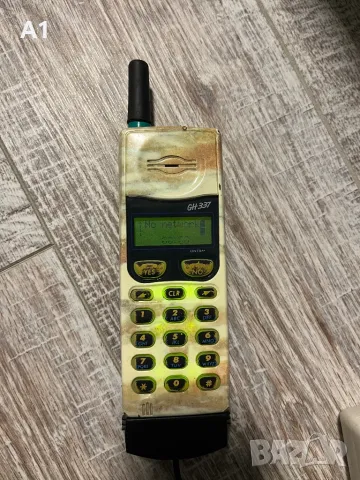 Ericsson 377 със зарядно, снимка 2 - Sony Ericsson - 48320522