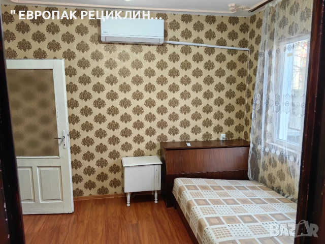 Собственик ОТДАВА Самостоятелен ЕТАЖ от КЪЩА 100кв + 250кв САМОСТОЯТЕЛЕН Двор, снимка 15 - Етаж от къща - 52669820