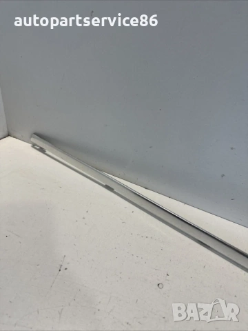Задна дясна лайсна/облицовка на стъкло хром за Volvo V70 2.0 TDI (2012), снимка 2 - Части - 53760326