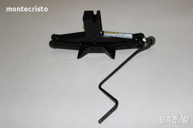 Комплект крик Subaru XV (2012-2021г.) Subaru Forester (2008-2018г.) кука за теглене ключ за гуми, снимка 3 - Аксесоари и консумативи - 54151920