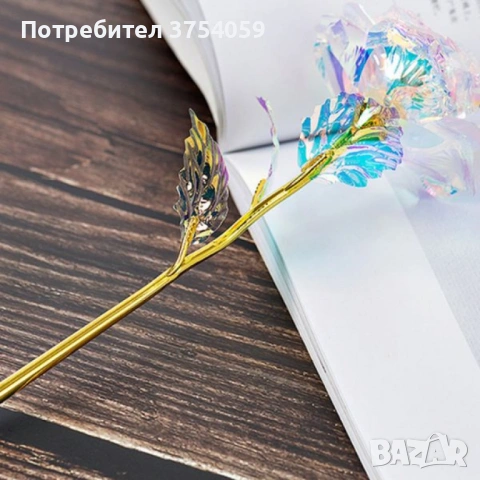 Роза в цветовете на дъгата – изискан подарък за любов и благодарност, снимка 3 - Романтични подаръци - 53085145