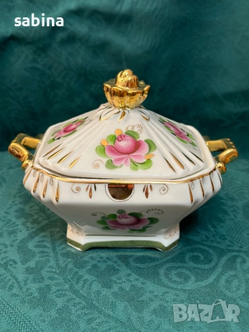 Нова бонбониера/захарница Гжел (Гжель), подходяща за подарък. От по-редките в розово и златно, снимка 2 - Антикварни и старинни предмети - 52973434