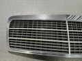 Решетката на предния капак за Mercedes E-class W210, снимка 2