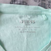 Тениска Guess, S р-р , снимка 2 - Тениски - 45419996