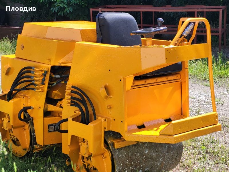 Валяк BOMAG 1600 кг.  Нов внос, снимка 1