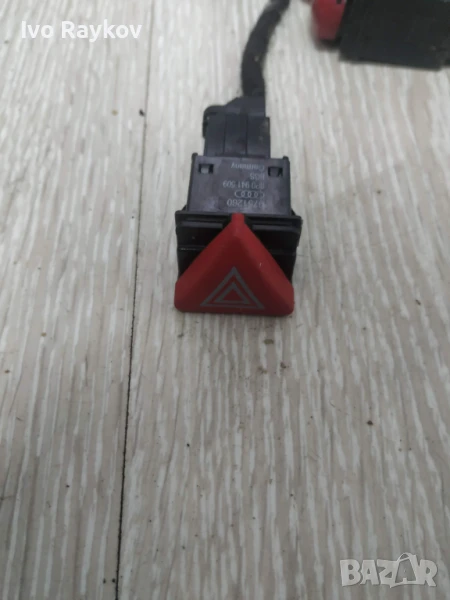 Бутон аварийни светлини AUDI A3 (8PA) , 8P0941509, снимка 1