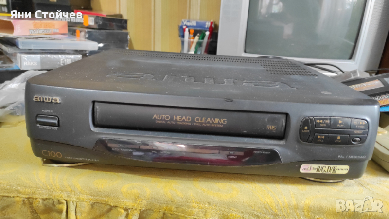 Видео плеър AIWA C100 + Музикални видеокасети, снимка 1