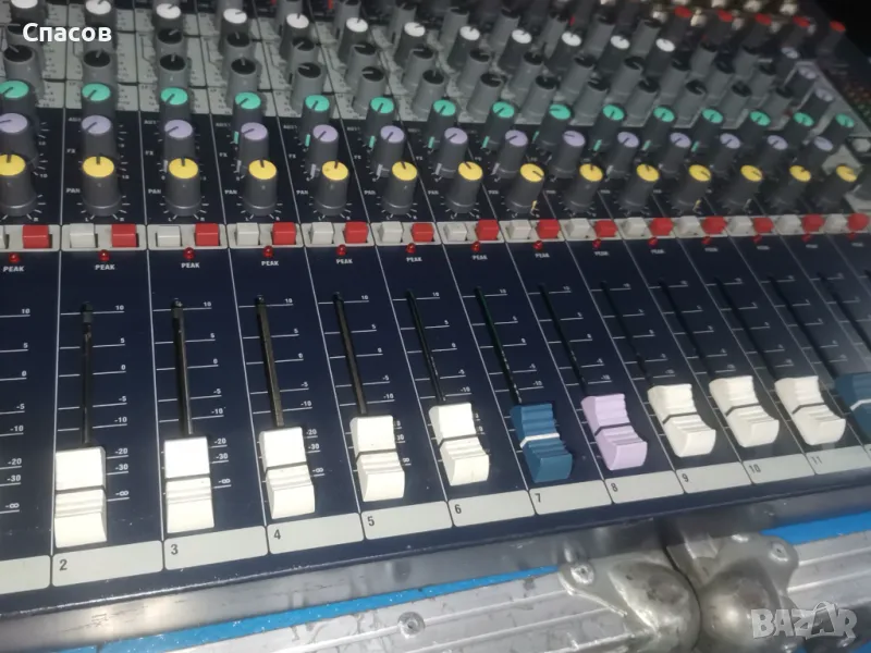 soundcraft efx12,DBX,rcf,dynacord,yamaha,oberton,ev,jbl,AKG,AllenHeath, снимка 1