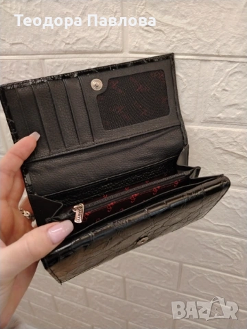 Дамско портмоне Arietti, снимка 4 - Портфейли, портмонета - 53941811