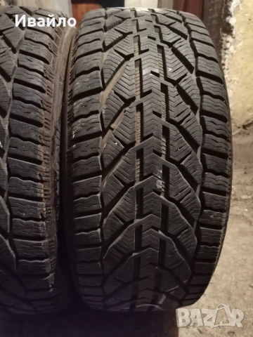 Продавам 2 броя зимни гуми 225.45.17 на 1 сезон дот 2024 Kormoran , снимка 2 - Гуми и джанти - 54171369