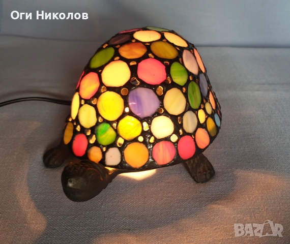 Многоцветна настолна лампа костенурка тип  "Тифани" , снимка 8 - Антикварни и старинни предмети - 51708753
