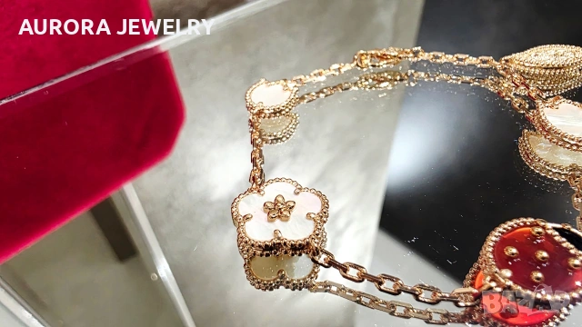 Van Cleef & Arpels VCA 5 Motifs Rose Gold Lucky Spring Alhambra Дамска Гривна, снимка 3 - Гривни - 53918441