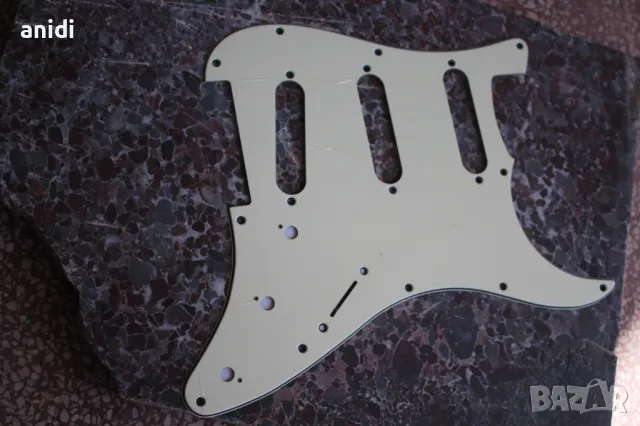 Пикгард за електрическа китара SSS strat, снимка 1