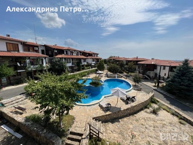 Луксозен мезонет с две спални във вилна зона Кошарица, Слънчев бряг, снимка 2 - Апартаменти - 50584362