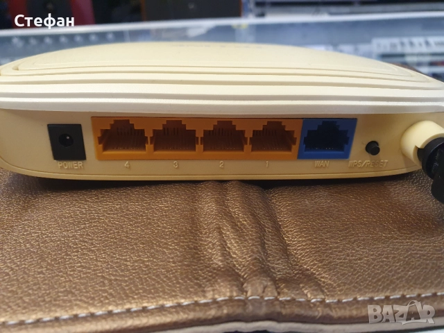 Рутер TP-Link TL-WR740N с адаптер и кабел.  В отлично техническо състояние, добър външен вид., снимка 4 - Рутери - 51972878