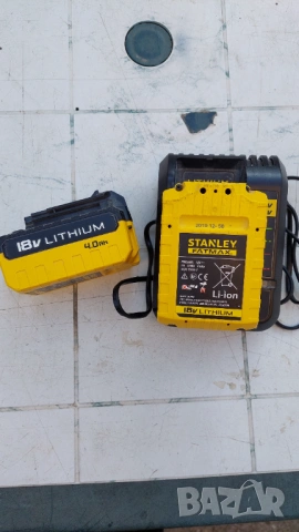 Stanley 2 батерии и зарядно , снимка 6 - Други инструменти - 53737285