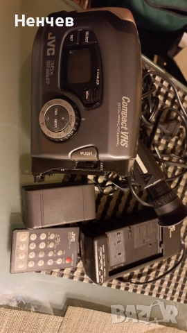 Дигитална VHS видеокамера JVC, снимка 7 - Камери - 53768982