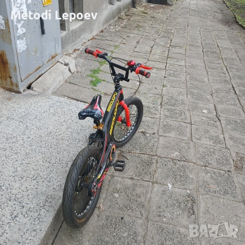 Детски велосипед 18 цола, снимка 2 - Велосипеди - 53935184