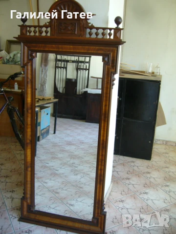 Уникално Старинно Огледало