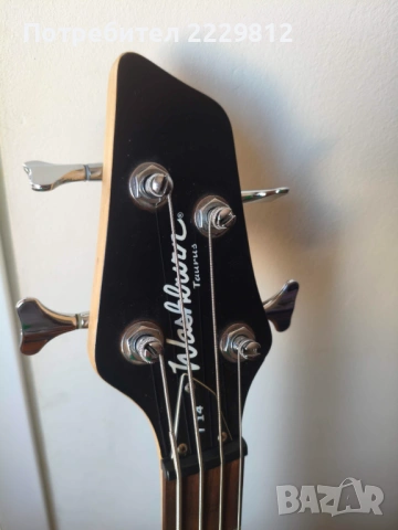 Бас китара Washburn taurus t14, със стойка и колан, снимка 2 - Китари - 53799123